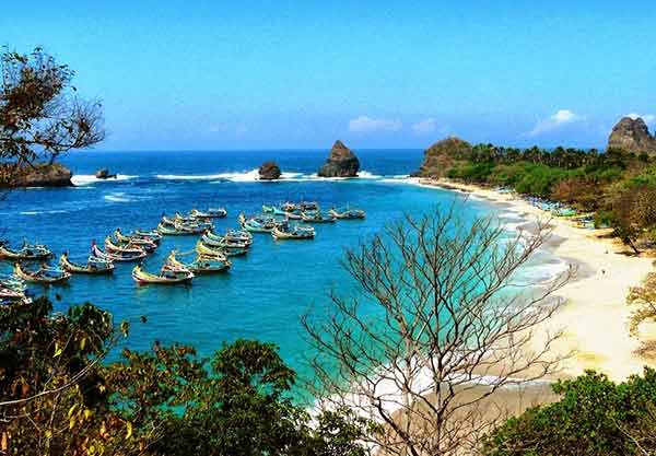 Pantai Papuma